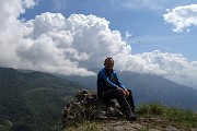 Alla Madonna delle Cime sul Corno Zuccone (1458 m) da Reggetto di Vedeseta il 14 maggio 2017 - FOTOGALLERY